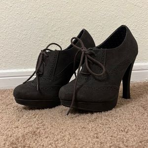 Oxford Heels